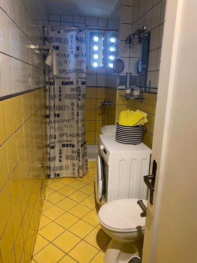 Sanela- Apartman Za Bezbrizan Odmor Crikvenica Eksteriør billede